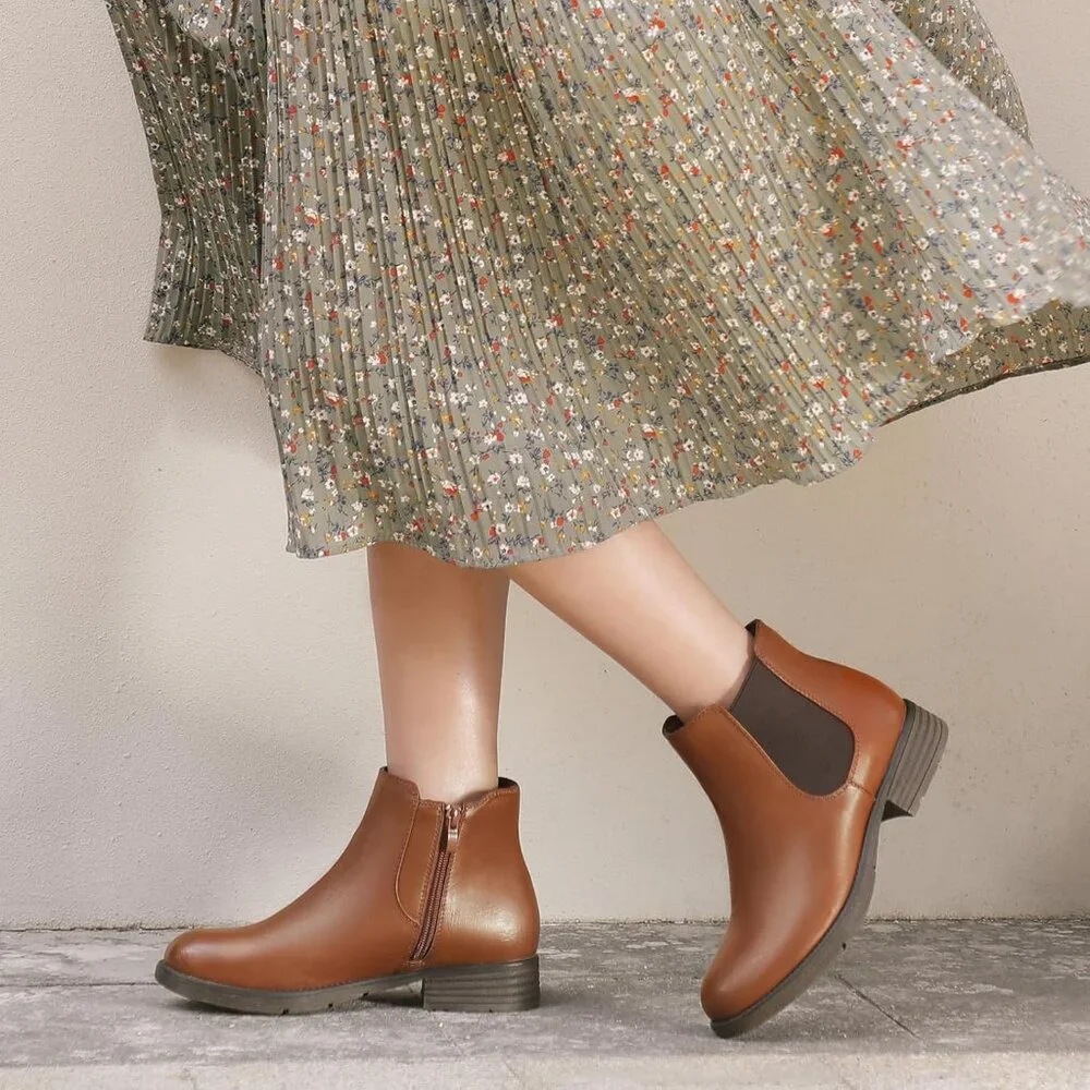 🍂✨ Low Heel Chelsea Booties👢💖 - Picture 9 of 9